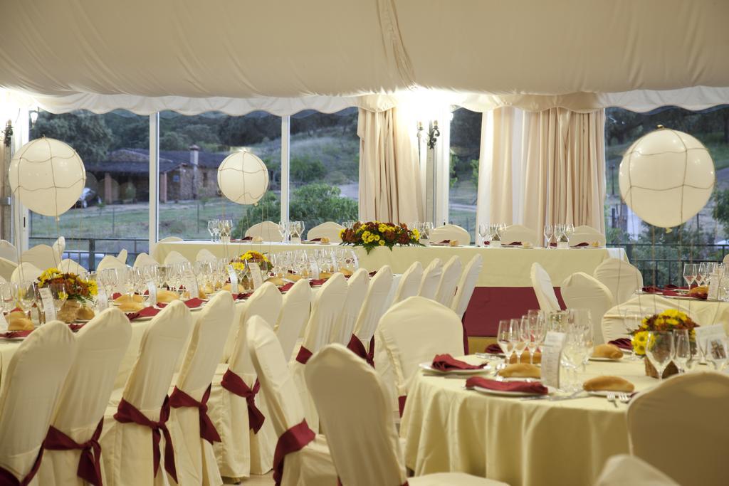 Complejo Rural El Prado Hotel Logrosan Exterior photo