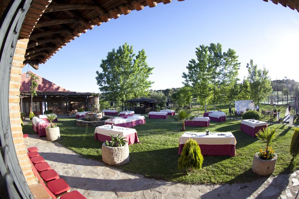 Complejo Rural El Prado Hotel Logrosan Exterior photo