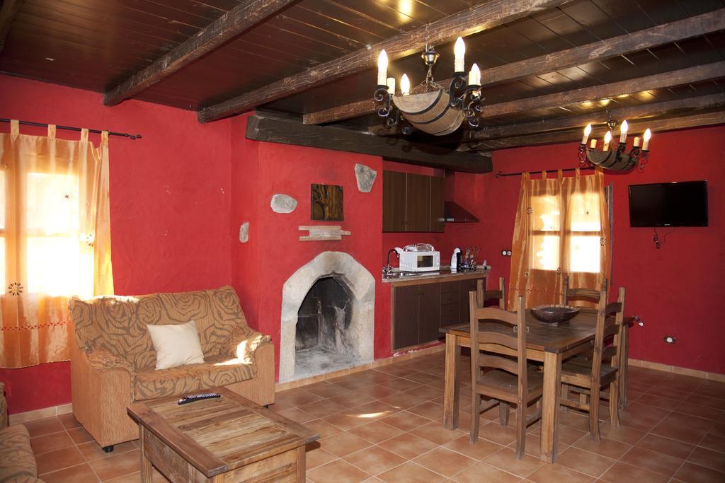 Complejo Rural El Prado Hotel Logrosan Exterior photo