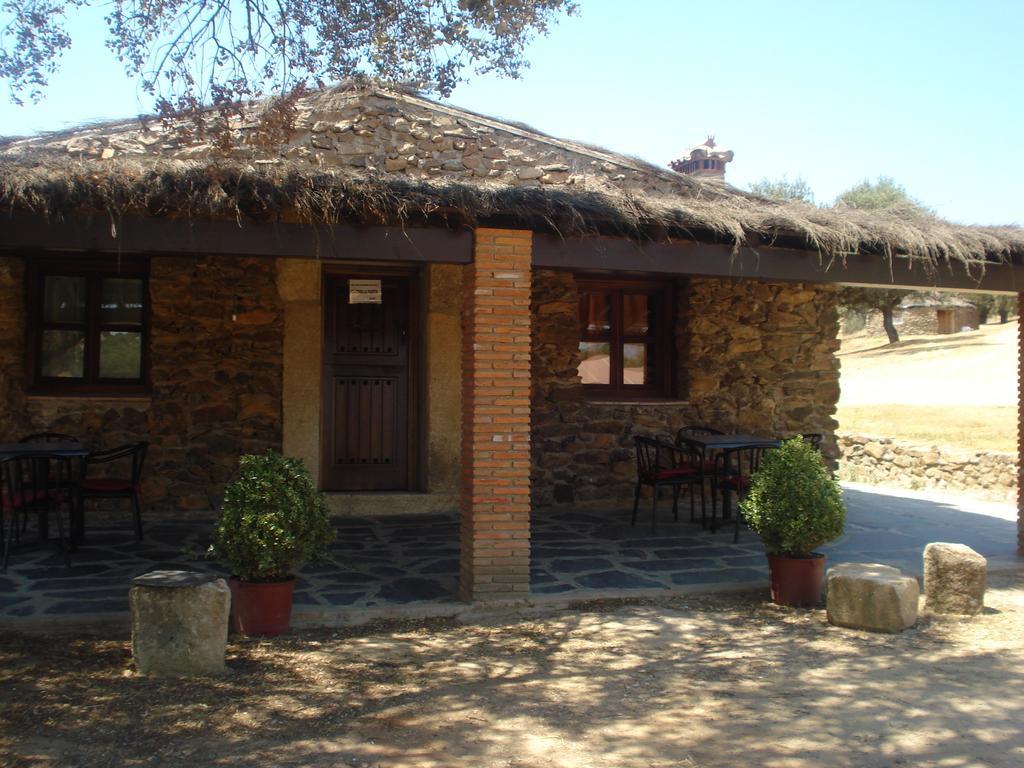 Complejo Rural El Prado Hotel Logrosan Exterior photo